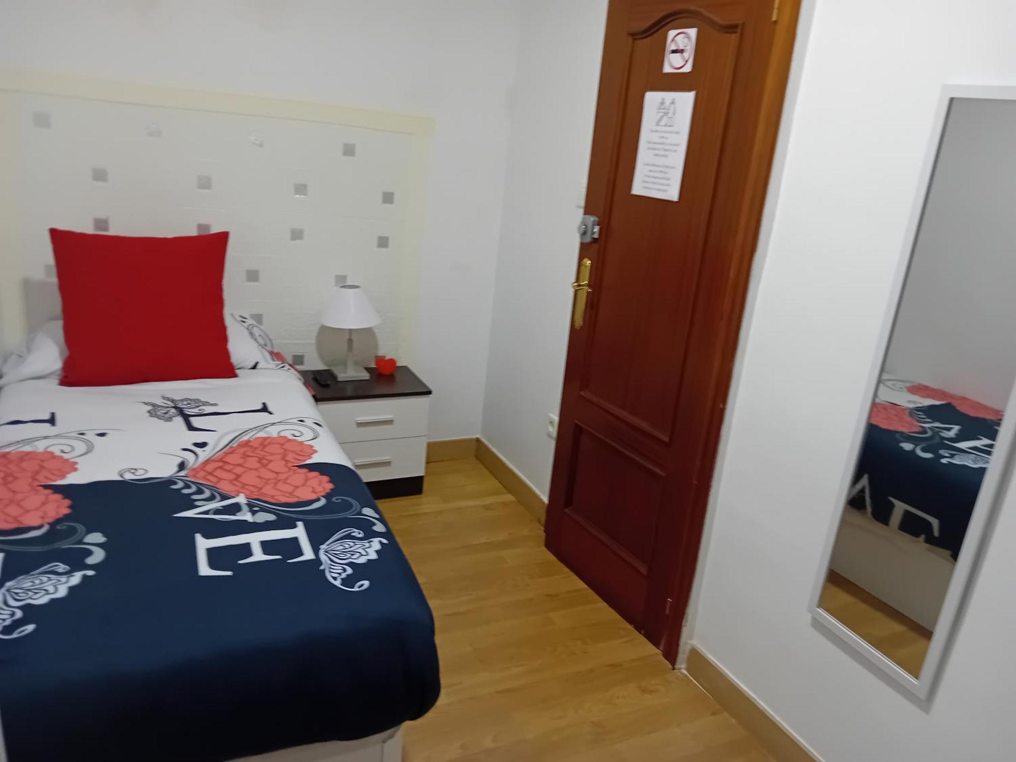 Apartamento Compartido Excelente Ubicacion El Prat de Llobregat Esterno foto